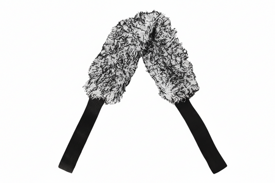 The Fox Tail - Wheel Cleaner. The best wheel cleaner to access hard-to-reach spots